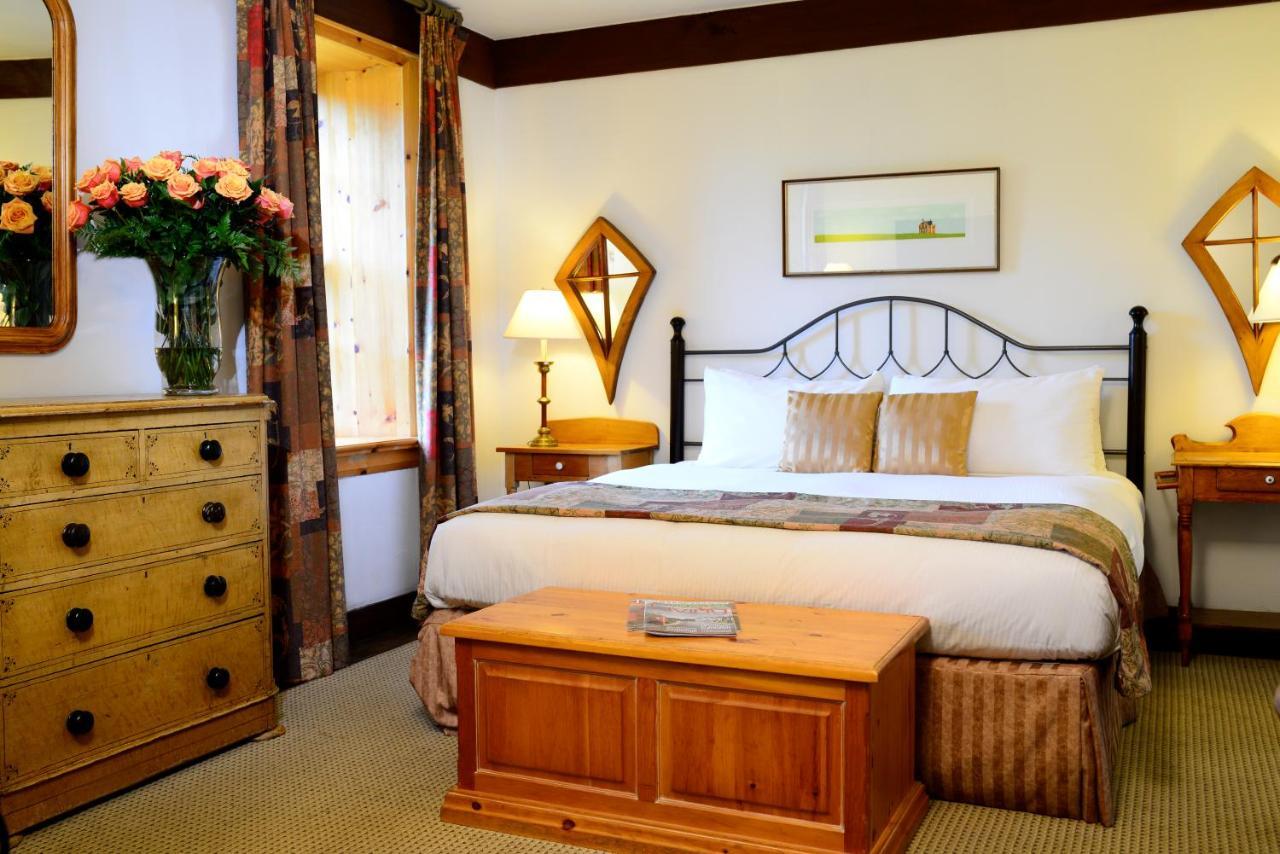 Millcroft Inn & Spa Village Of Alton Экстерьер фото