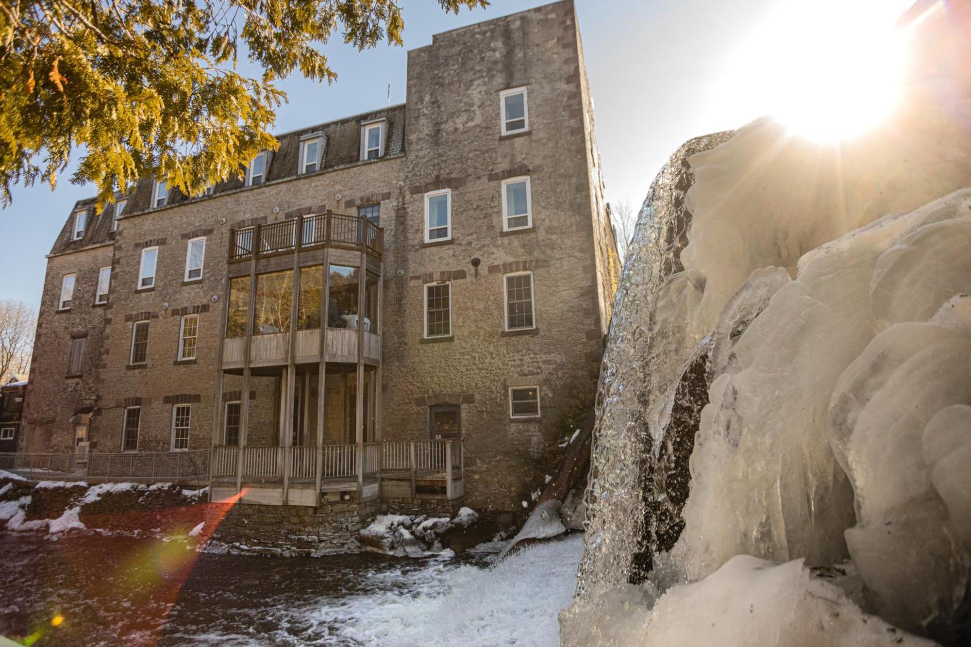 Millcroft Inn & Spa Village Of Alton Экстерьер фото